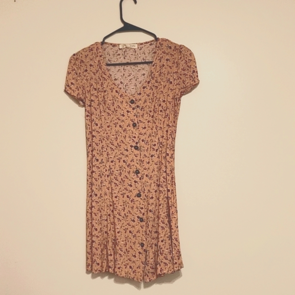 Rewind woman's dress